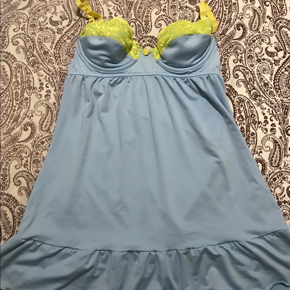 Little blue dress with padding